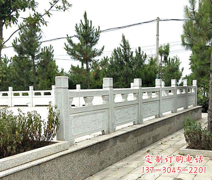 漳州大理石栏杆雕塑：精致的定制艺术品