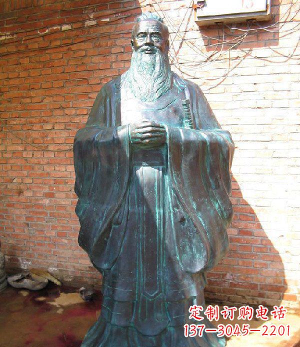 漳州老子校园历史名人铜雕,给您的经典力量