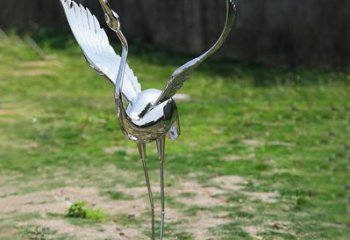 漳州高端定制丹顶鹤展翅不锈钢雕塑