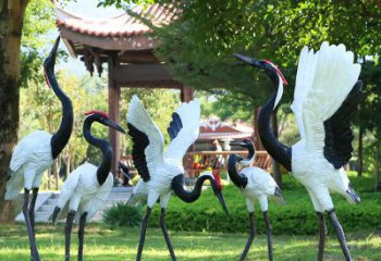 漳州精美彩绘丹顶鹤雕塑