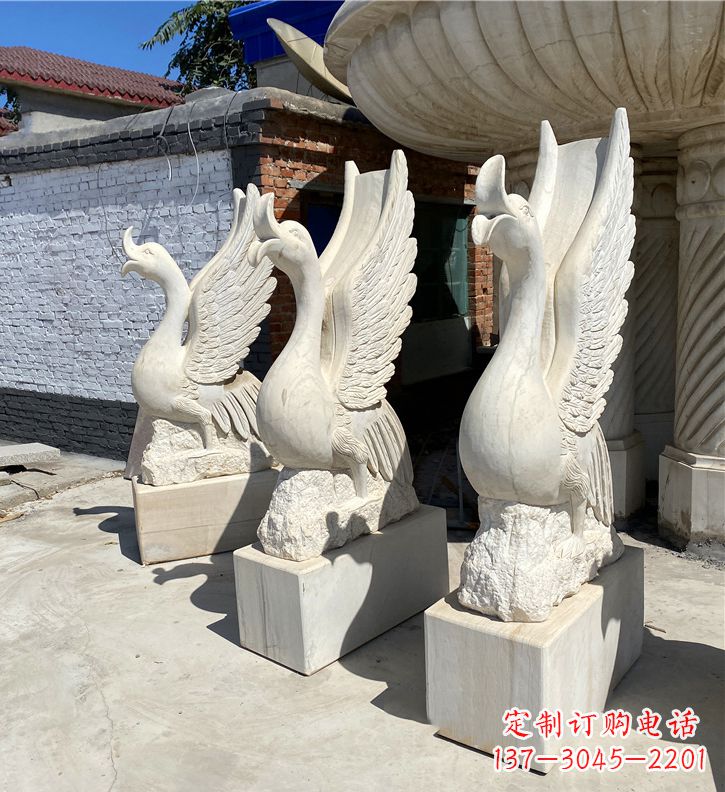 漳州金羽天鹅雕塑,给您的公园带来浪漫景致