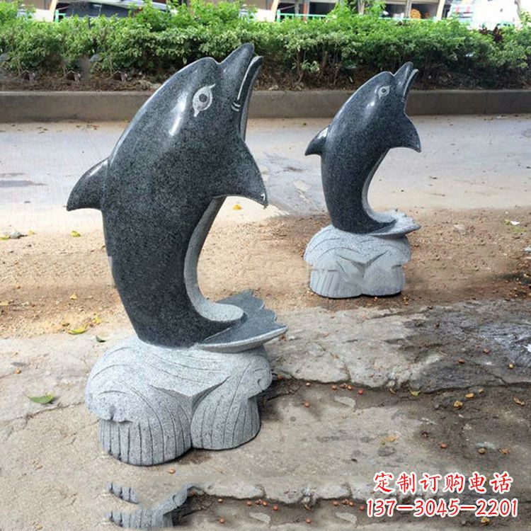 漳州青石海豚雕塑--精致好看与象征意义一起令人惊叹