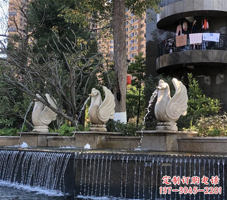 漳州石材喷水鹅 园林动物石雕景观摆放 水池石天鹅