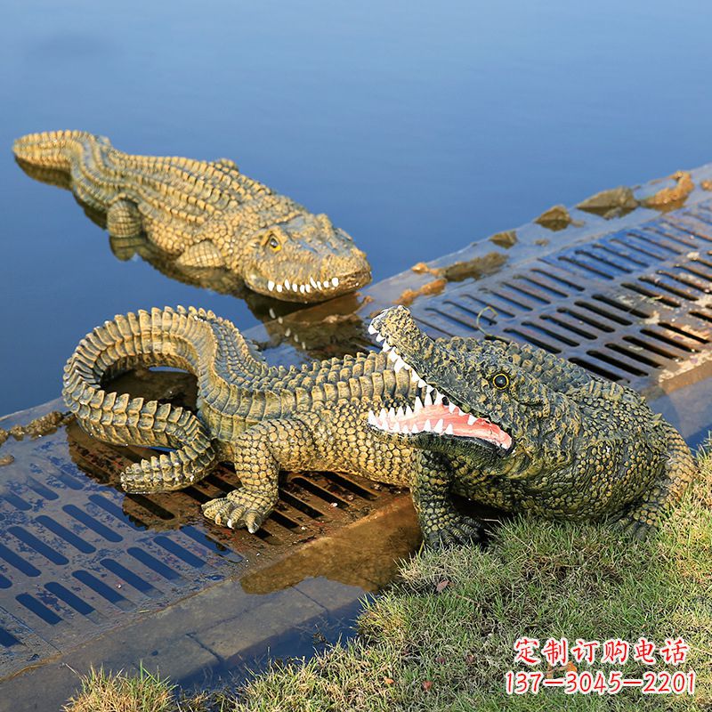 漳州水塘动物摆件玻璃钢仿真鳄鱼