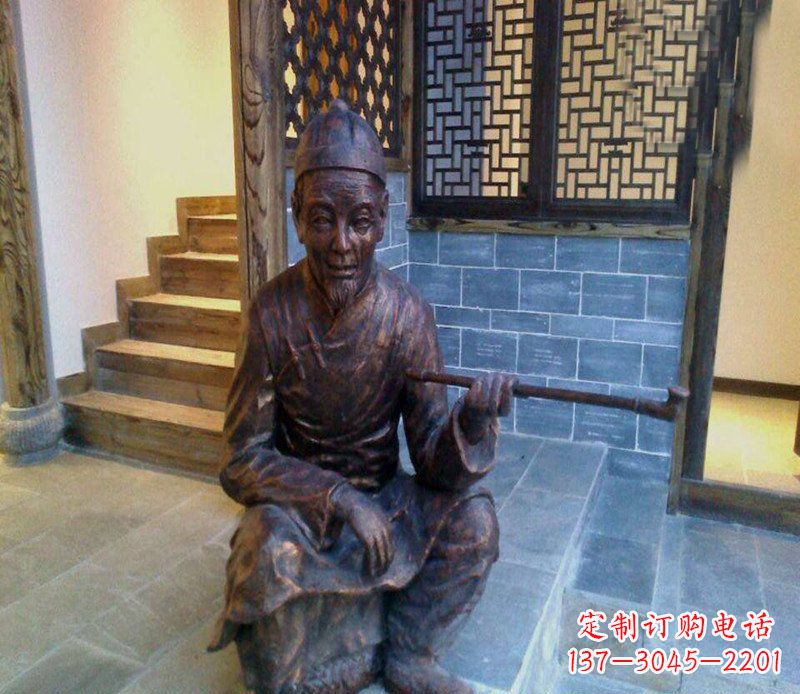 漳州铜雕店小二吸烟庭院人物雕塑