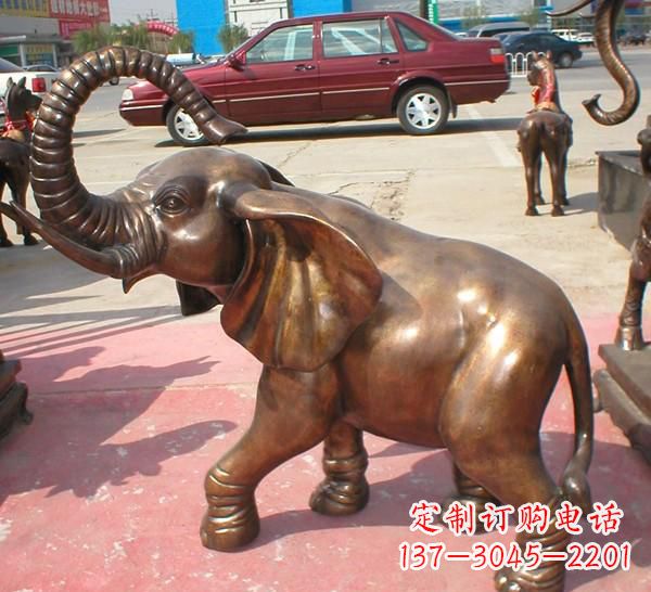 漳州铜雕长鼻大象