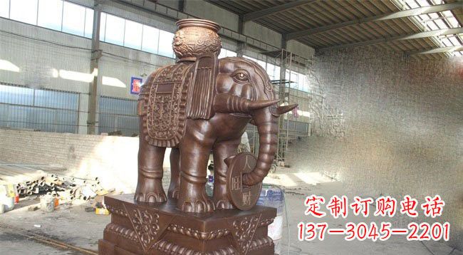 漳州驮宝大象铜雕