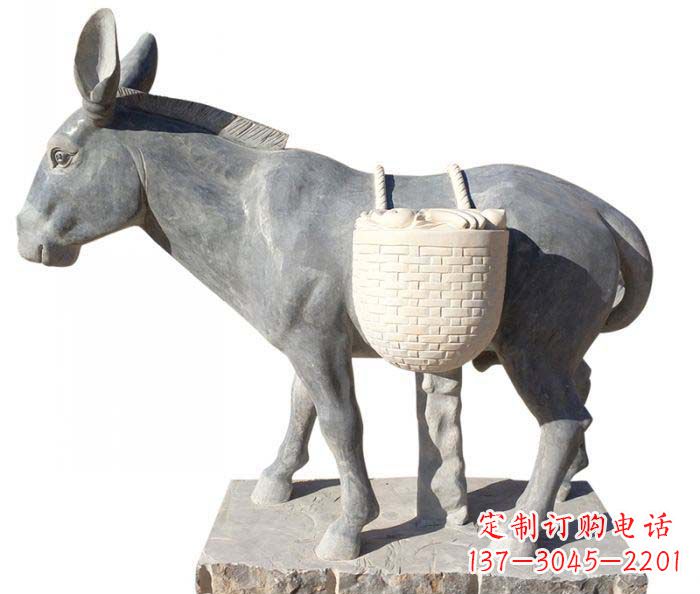 漳州驮竹筐的小毛驴公园动物石雕
