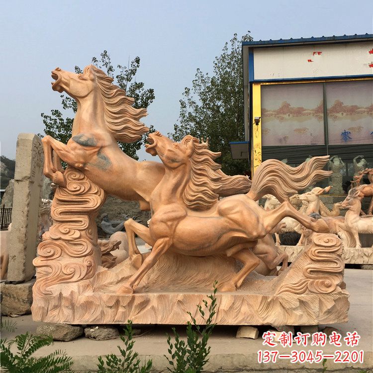 漳州晚霞红奔马群雕