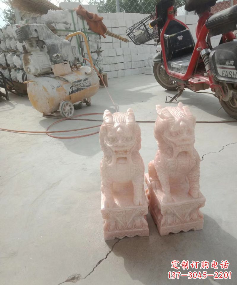 漳州晚霞红神兽麒麟动物雕塑