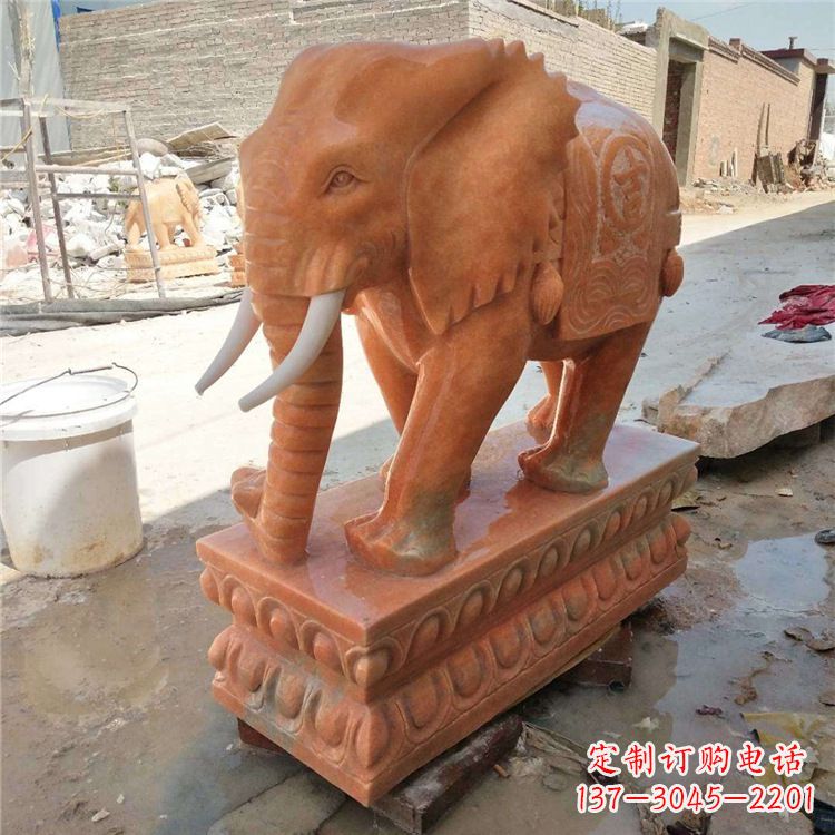 漳州晚霞红石雕大象