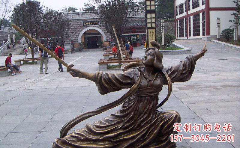 漳州舞剑的古代美女古代人物铜雕