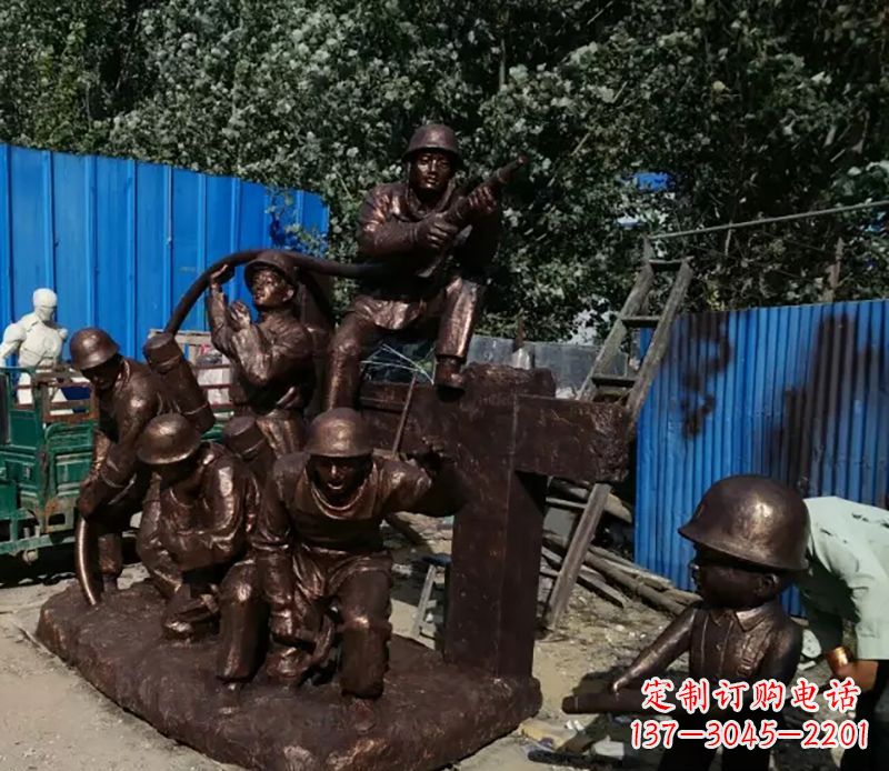 漳州消防员灭火景观雕塑