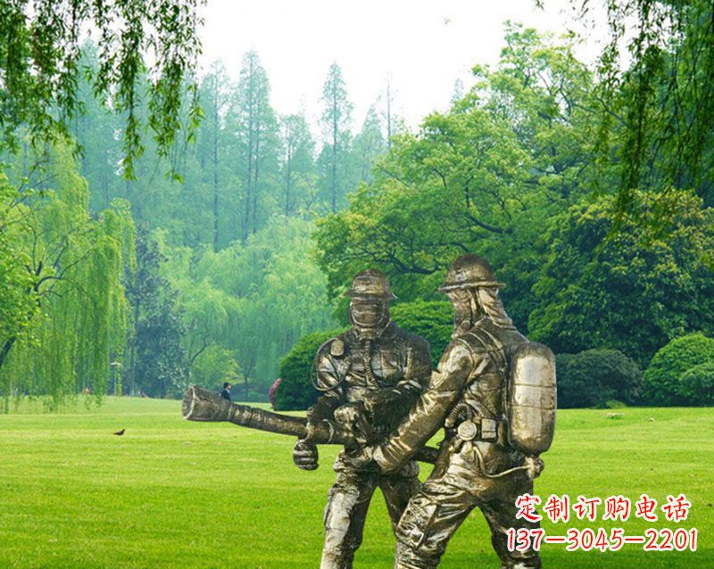 漳州消防员灭火铜雕