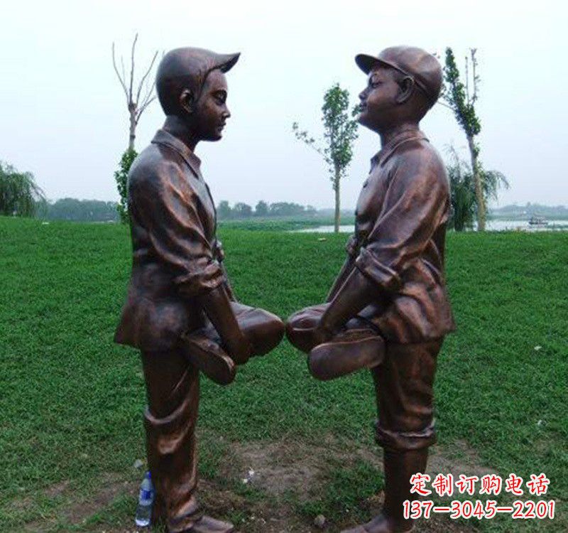 漳州小孩斗鸡铸铜雕塑