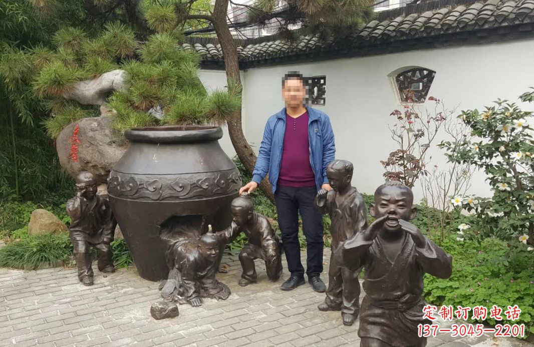 漳州园林司马光砸缸铜雕