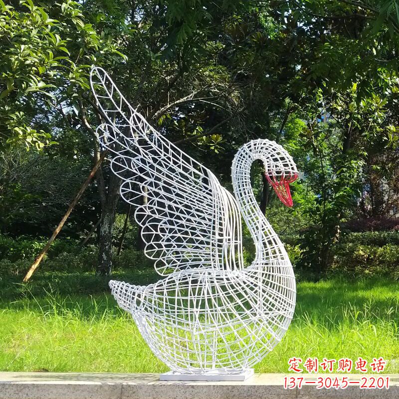 漳州展翅款网格天鹅雕塑(嘴部为实体)