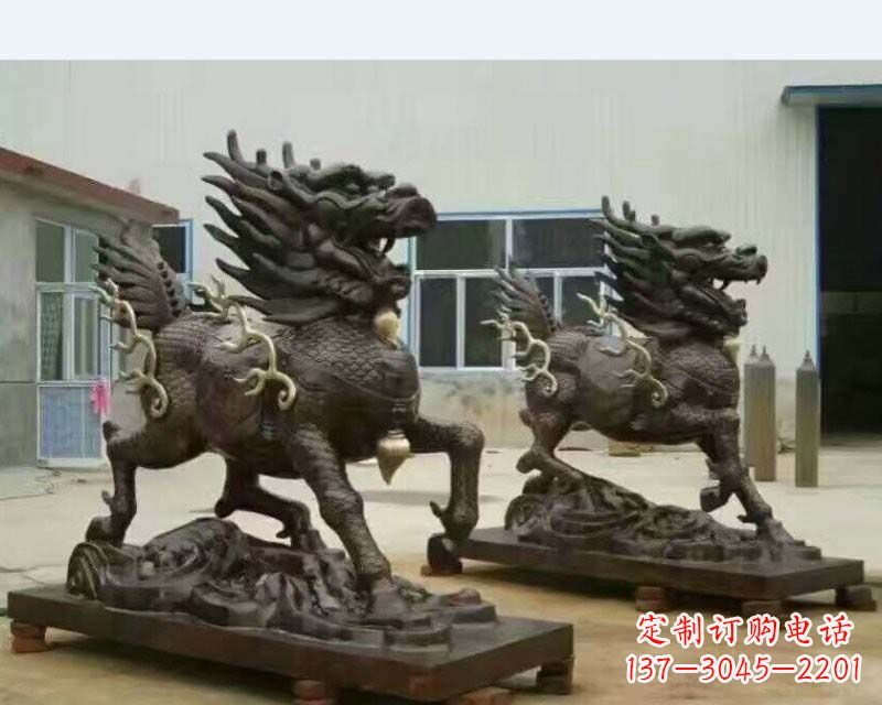 漳州铸铜踏浪麒麟雕塑