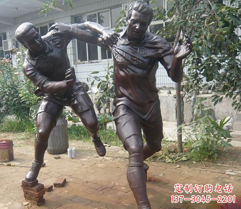 漳州足球运动公园人物铜雕